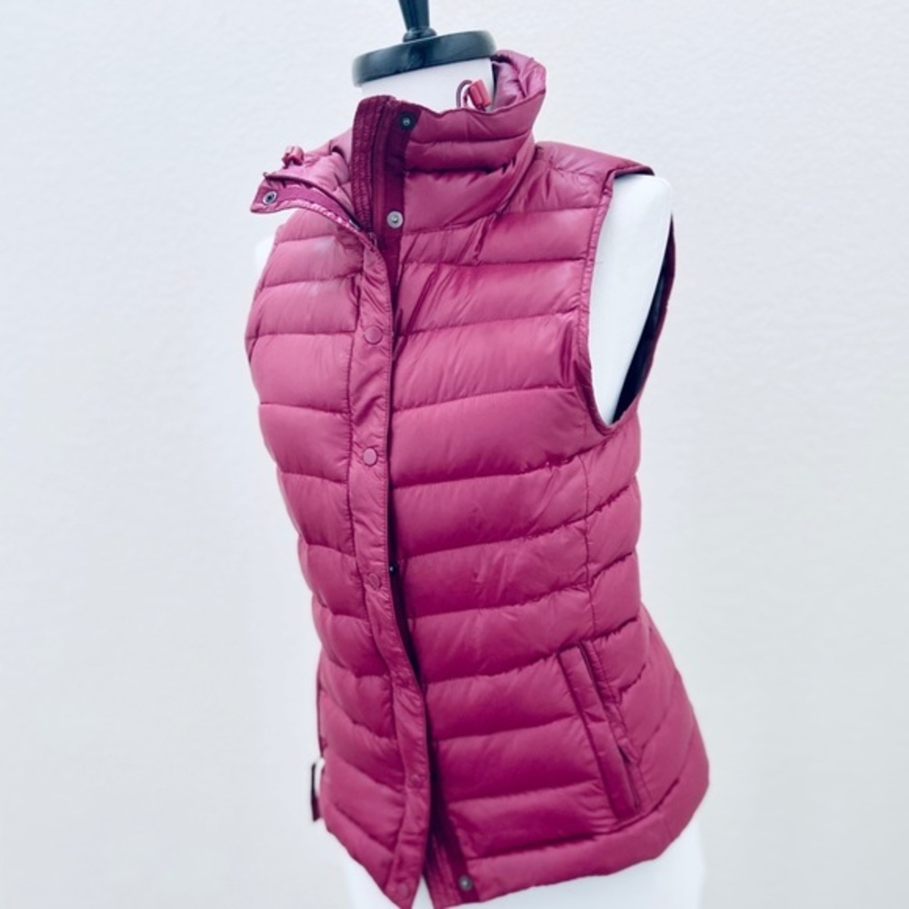 Vest - Picture 3 of 8